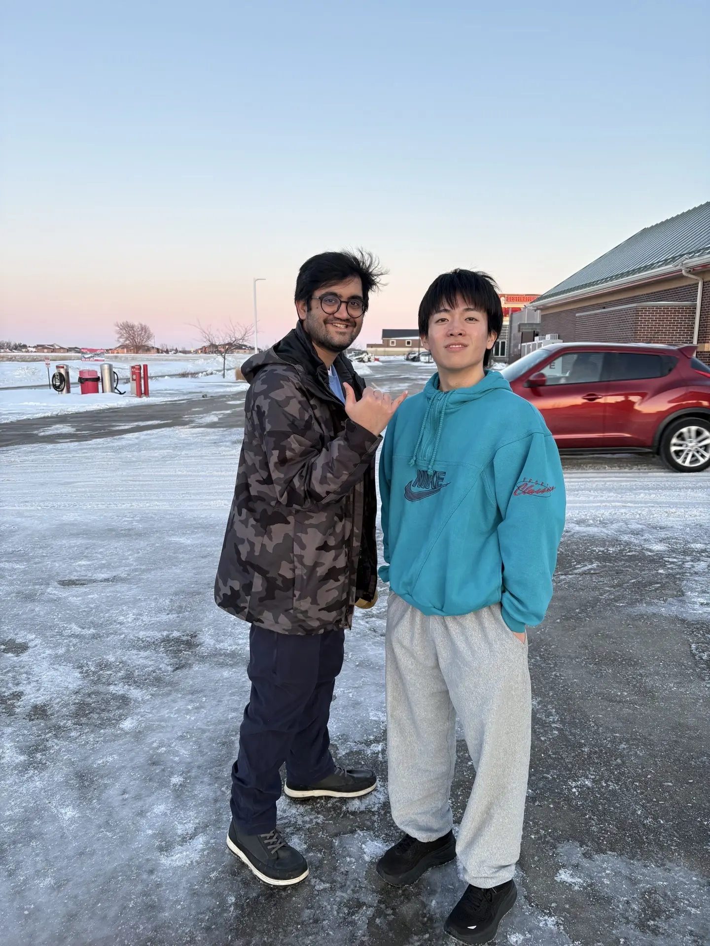 Vertical event photo from Global Friends